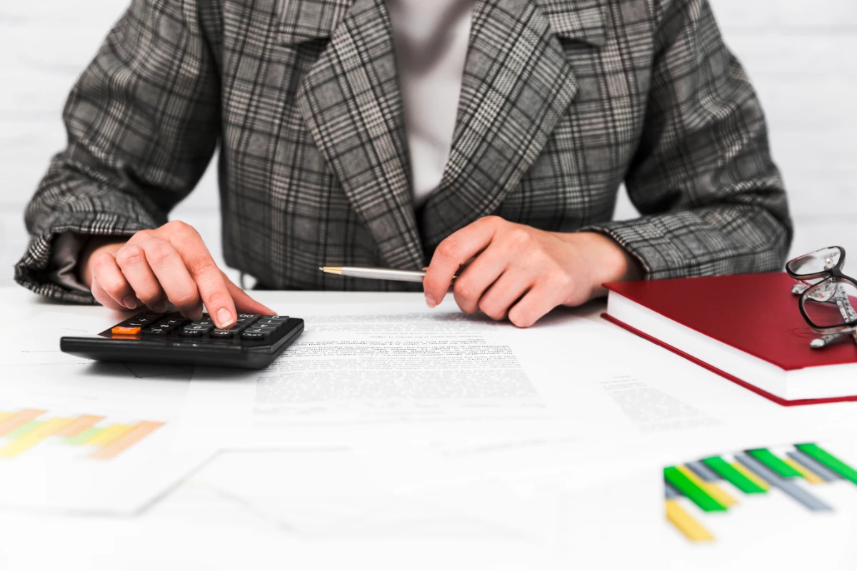 business woman doing taxes in Bronx